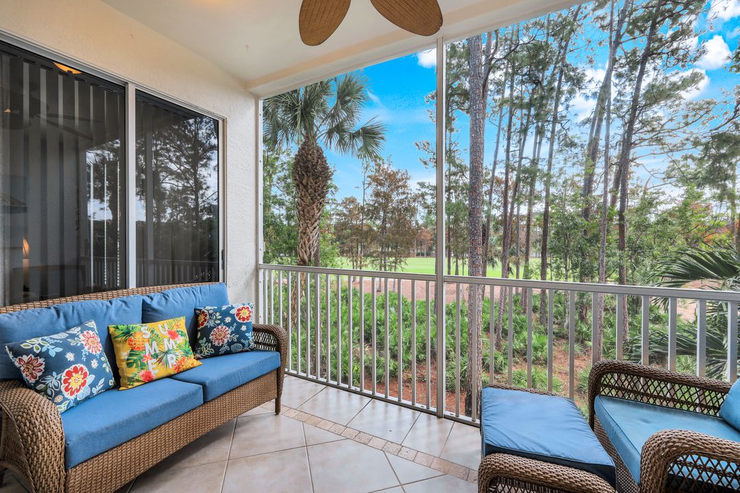 8253 Parkstone Pl #205, Naples, FL 34120