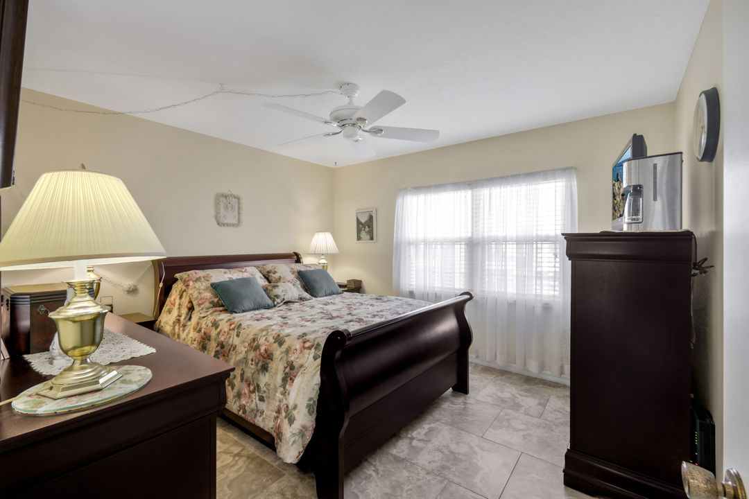 1747 Pebble Beach Dr #207, Fort Myers, FL 33907