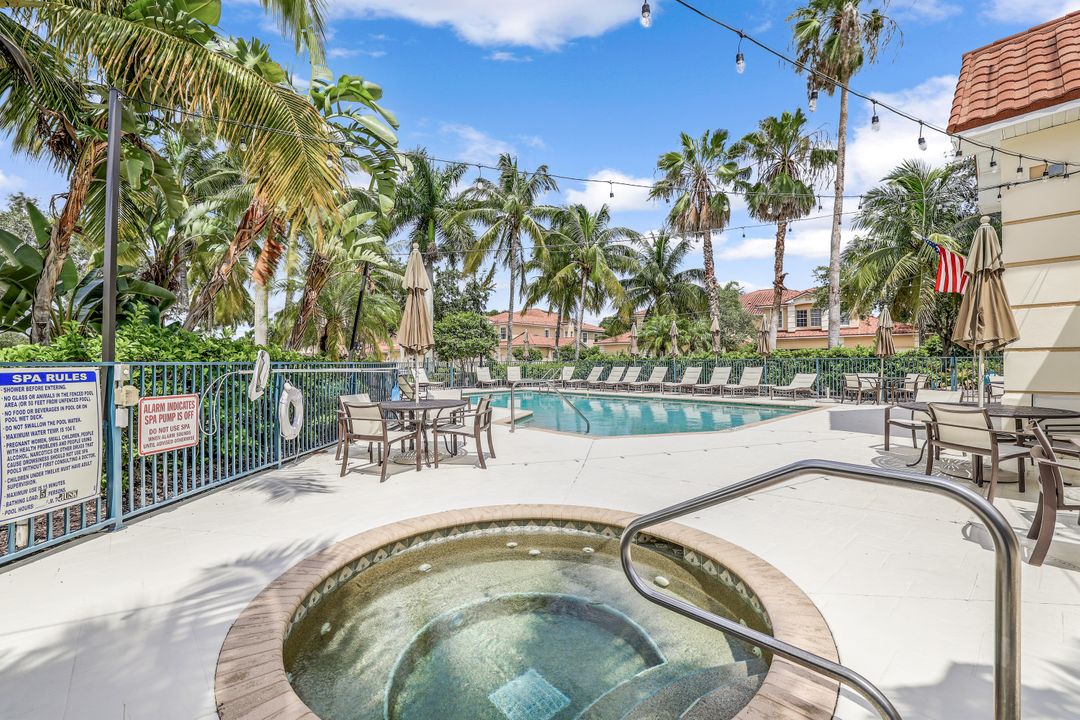 8649 Champions Point #1201, Naples, FL 34113