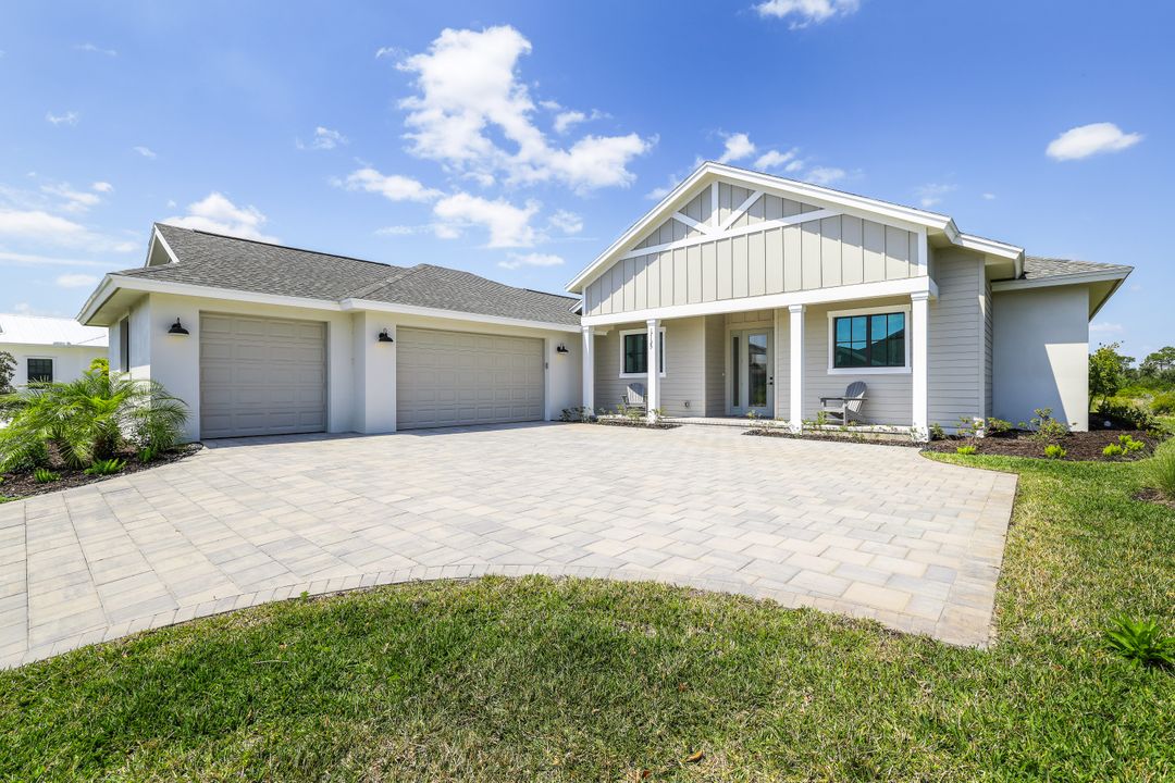 17125 Bullhorn Cir, Punta Gorda, FL 33982