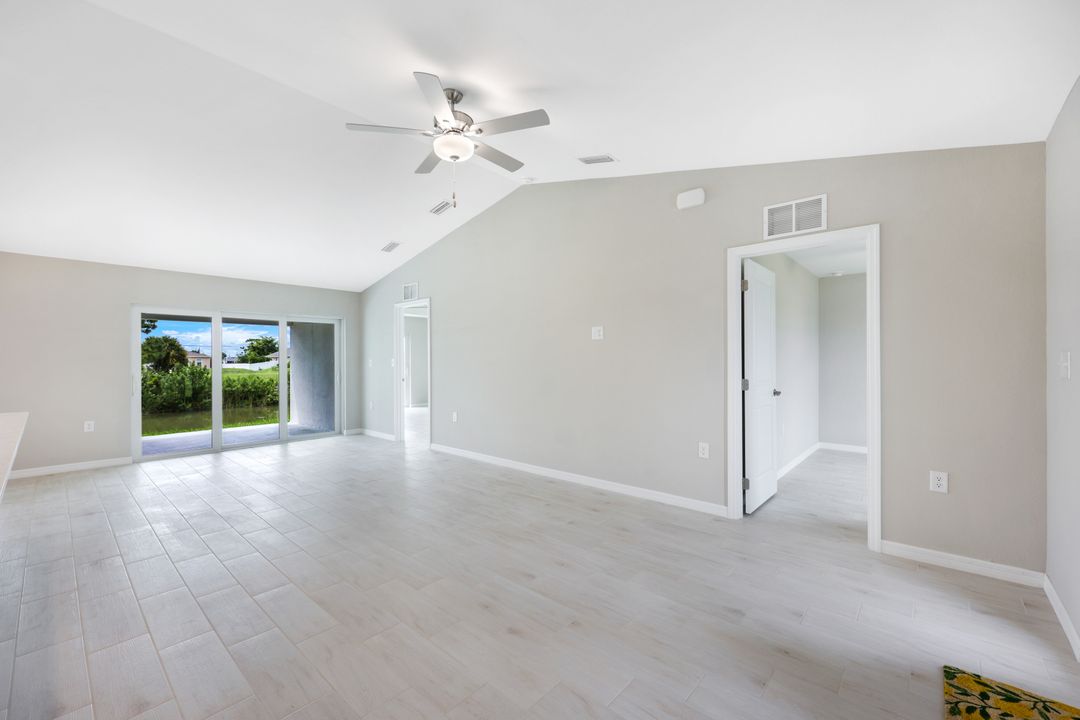 3022 NE 1st Pl, Cape Coral, FL 33909