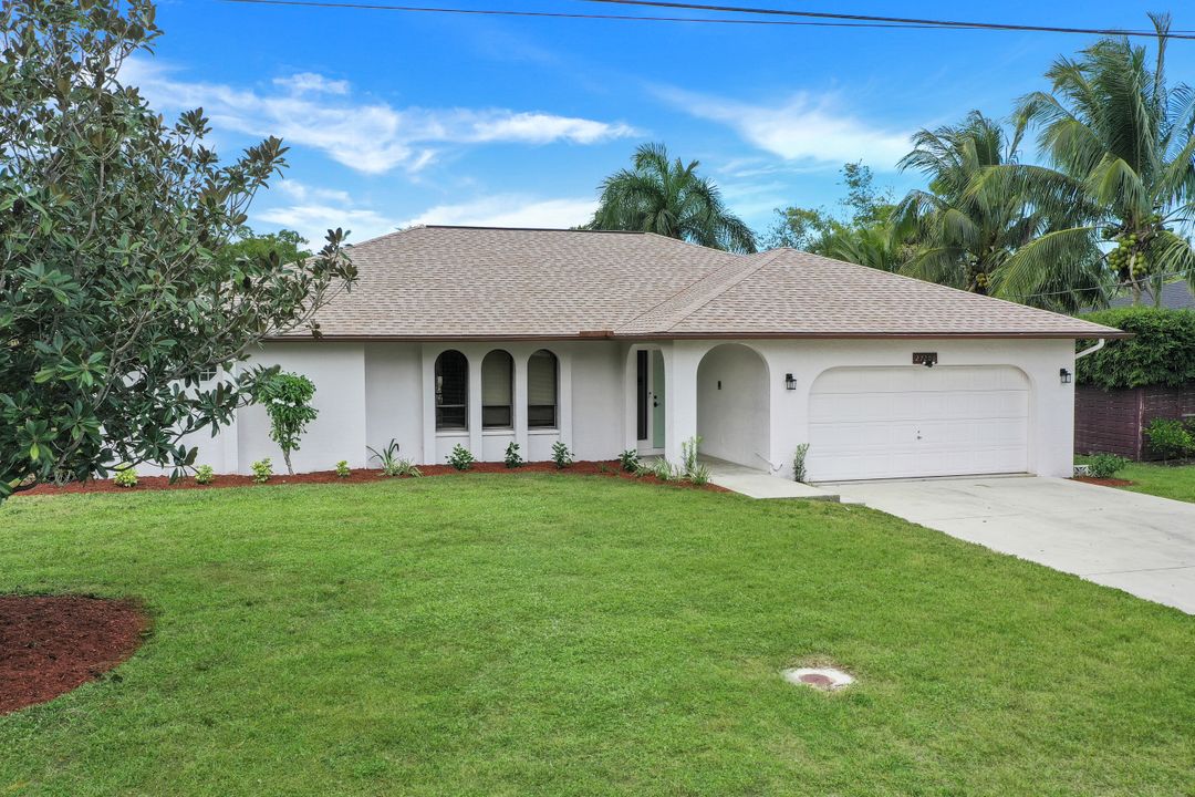 27200 Williams Rd, Bonita Springs, FL 34135