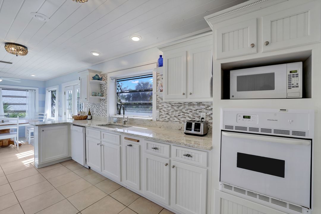 1196 Sand Castle Rd, Sanibel, FL 33957