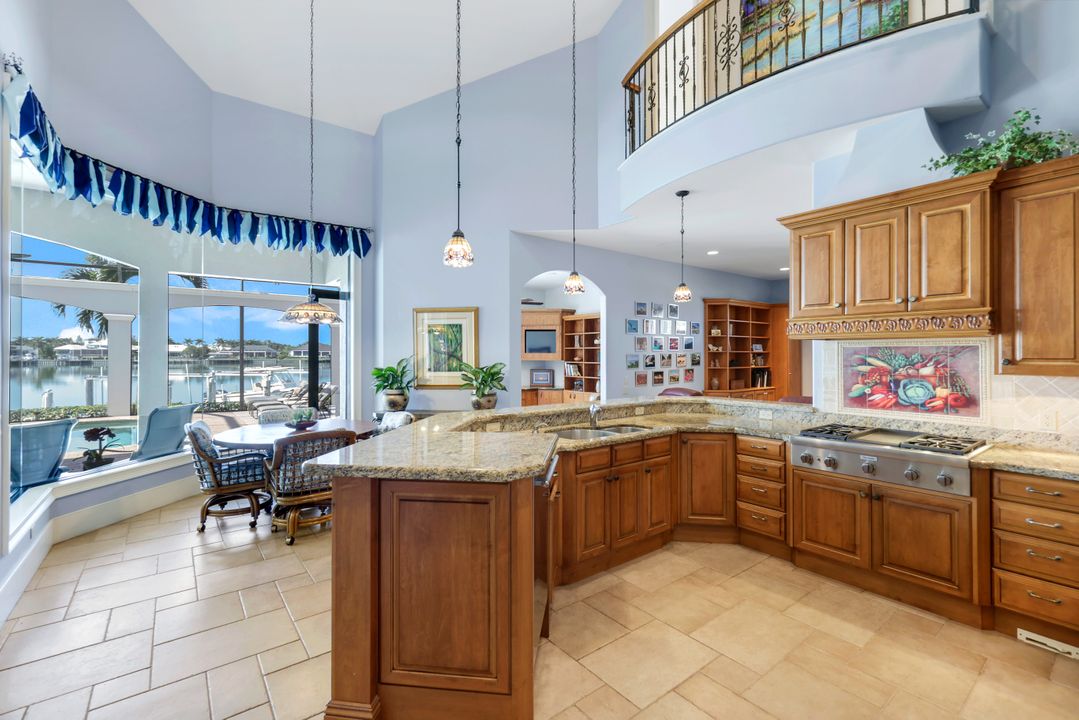 864 Inlet Dr, Marco Island, FL 34145