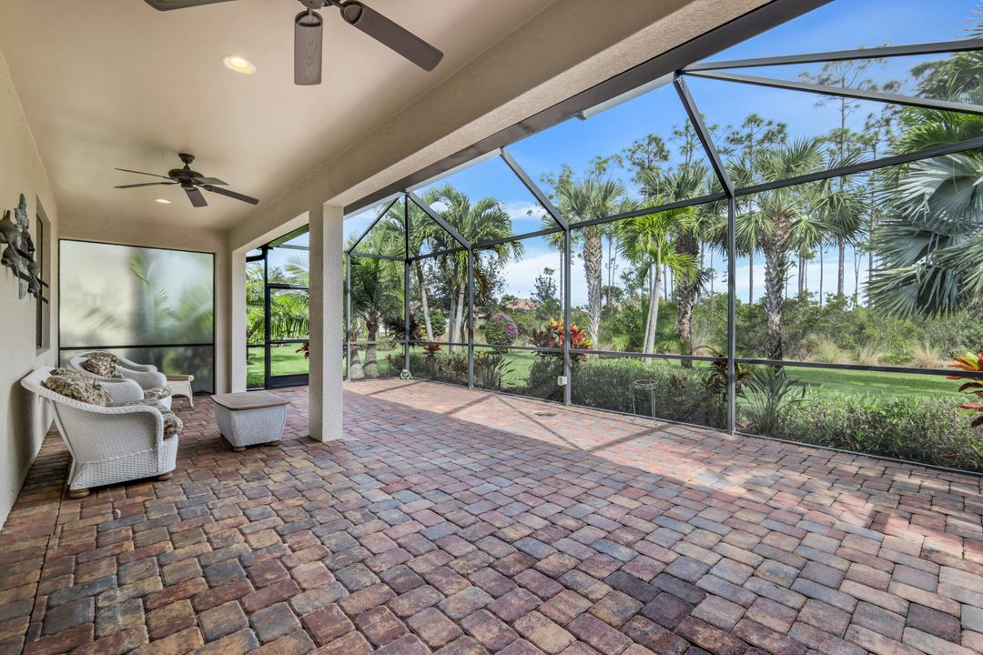 20433 Black Tree Ln, Estero, FL 33928