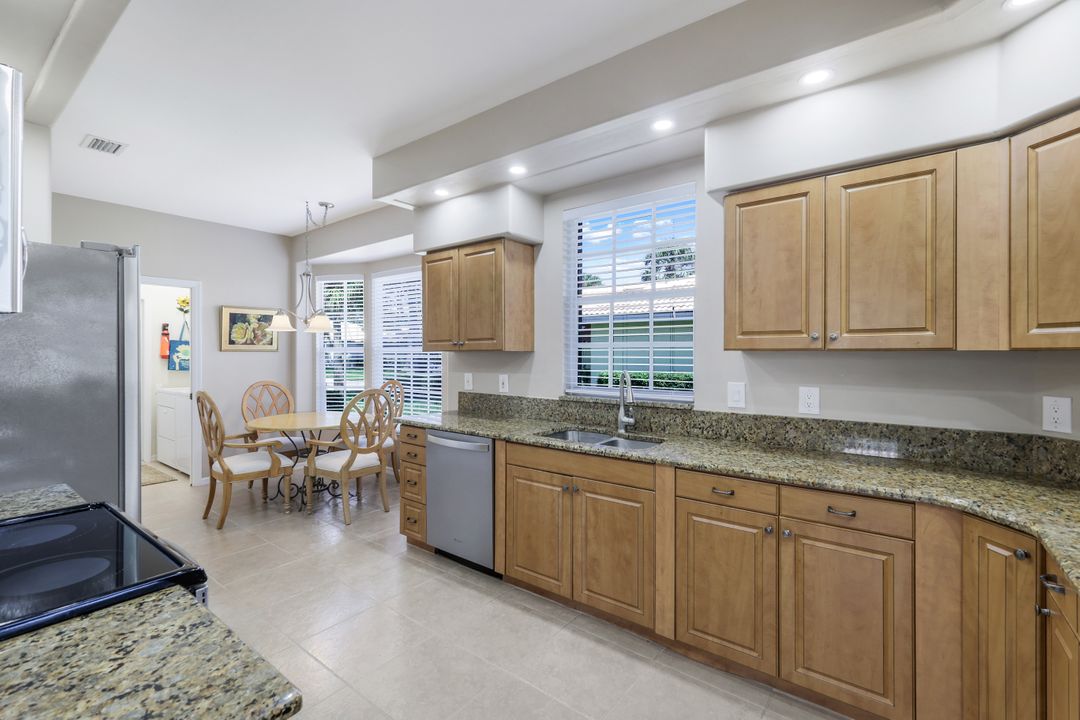 13700 Southampton Dr, Bonita Springs, FL 34135