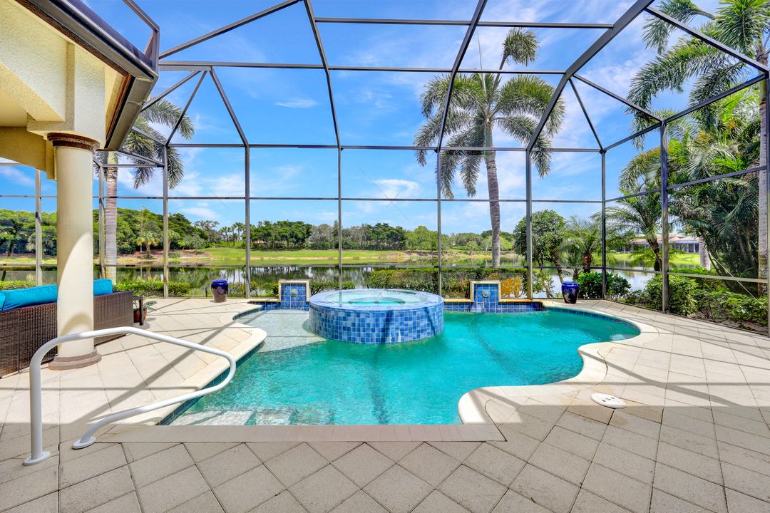 10550 Glen Lakes Dr, Estero , FL 34135