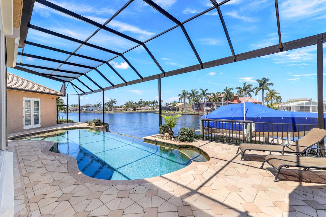 5342 Bayside Ct, Cape Coral, FL 33904