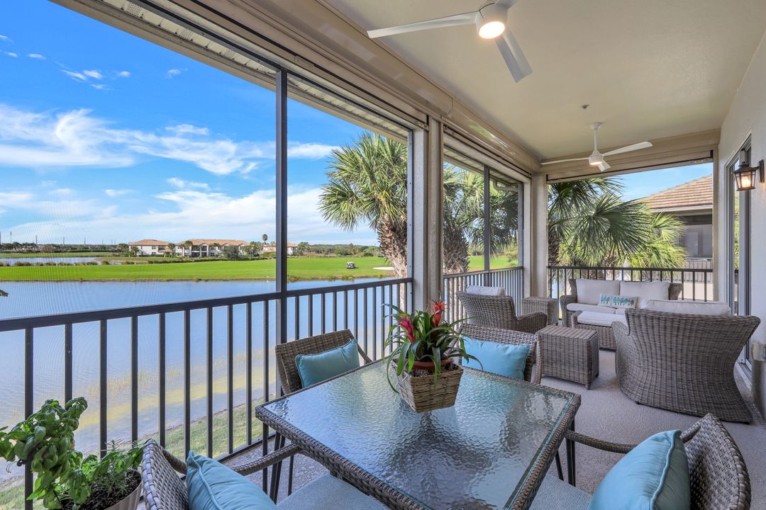 8751 Coastline Ct #202, Naples, FL 34120