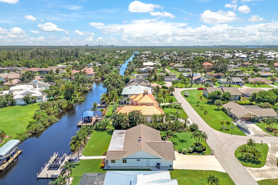 17651 Boat Club Dr, Fort Myers, FL 33908