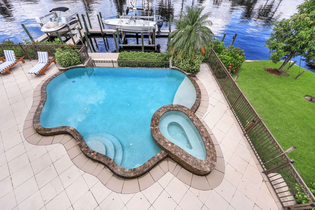 4402 SE 20th Ave, Cape Coral, FL 33904