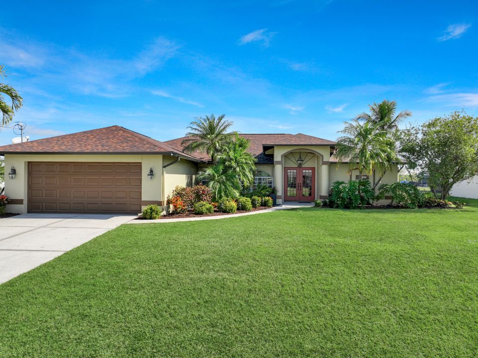 1401 SW 4th Pl, Cape Coral, FL 33991