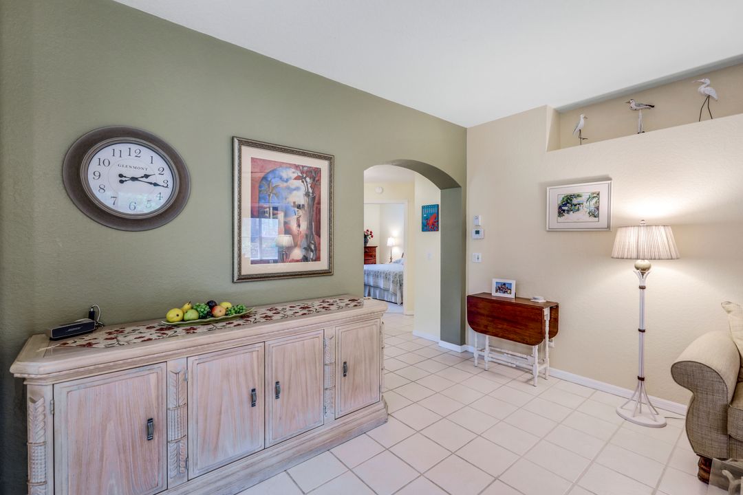 5330 Andover Dr #102, Naples, FL 34110