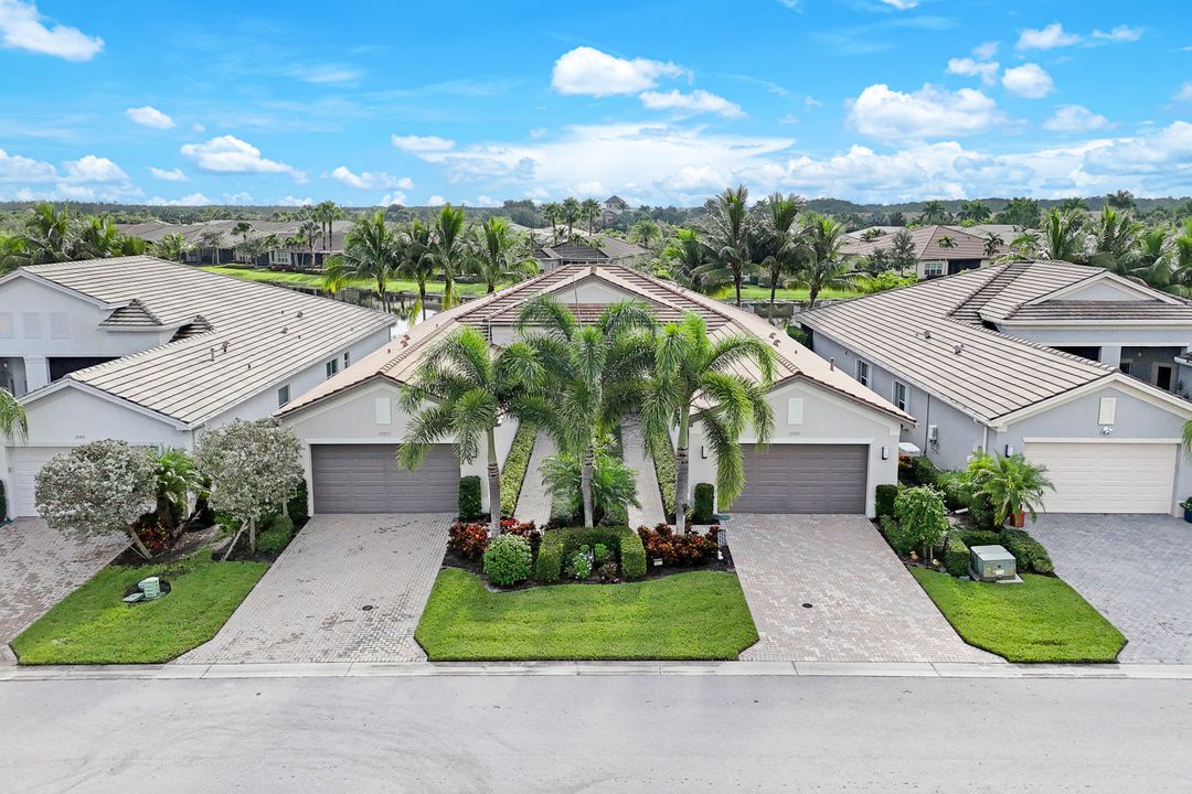 28425 Abruzzo Dr, Bonita Springs, FL 34135