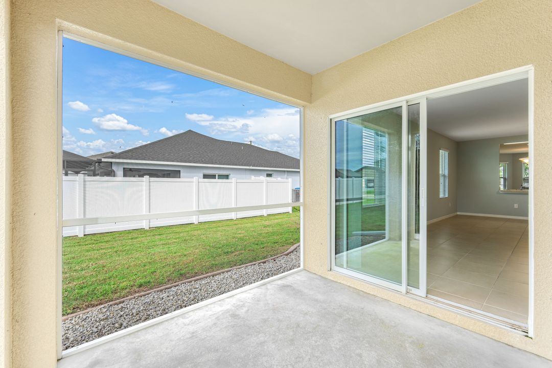 2114 SW 12th Terrace, Cape Coral, FL 33991