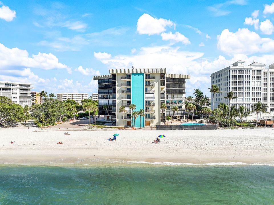 3399 Gulf Shore Blvd N #607, Naples, FL 34103