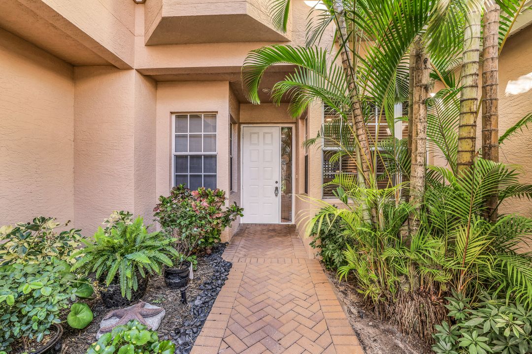 25150 Goldcrest Dr #711, Bonita Springs, FL 34134