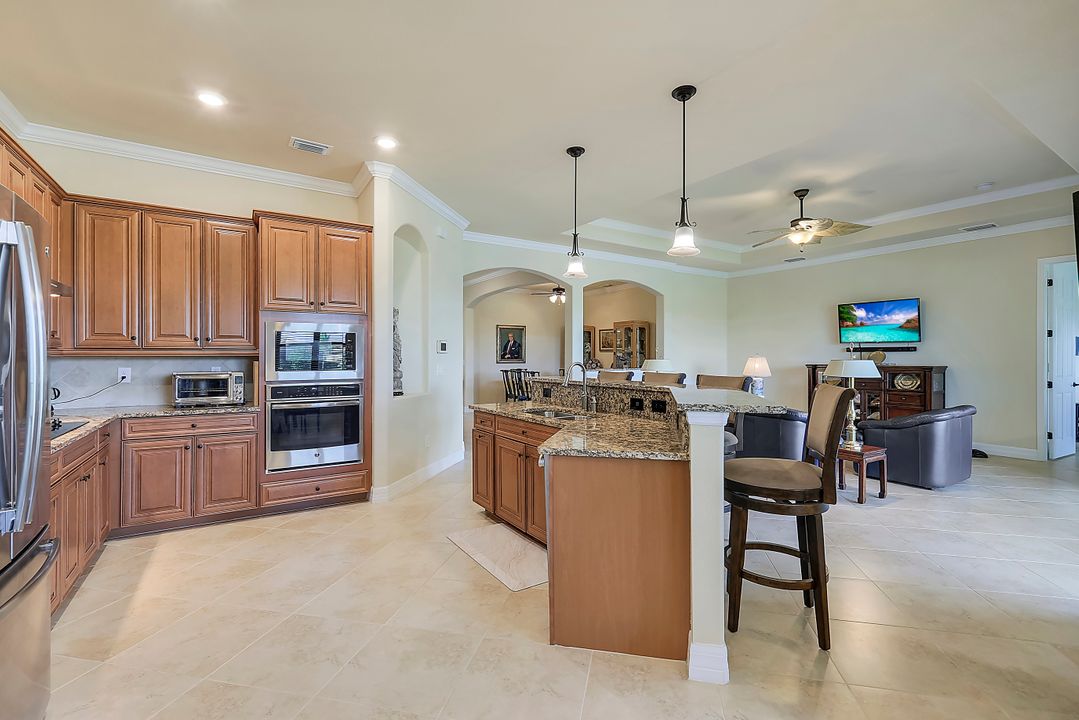 28095 Kerry Ct, Bonita Springs, FL 34135