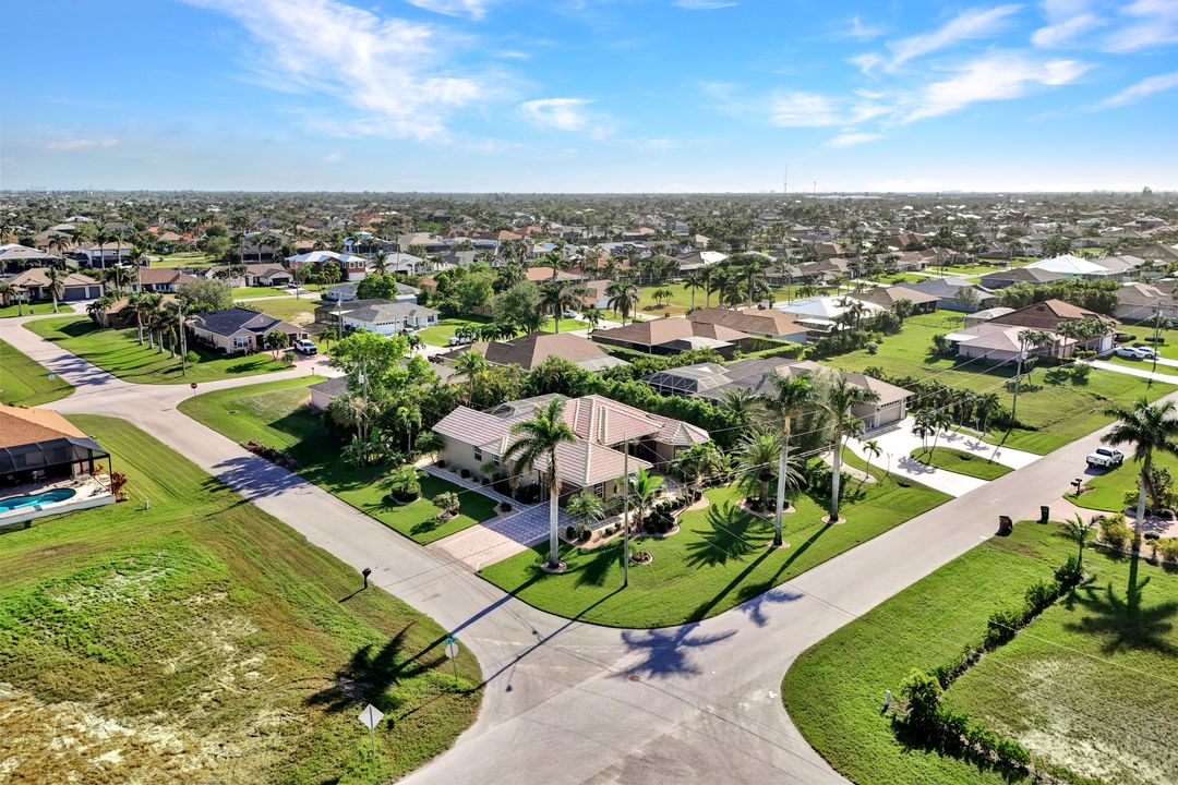 2801 SW 29th Ct, Cape Coral, FL 33914