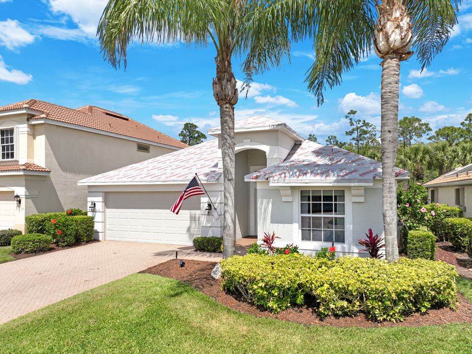 9034 Shadow Glen Way, Fort Myers, FL 33913