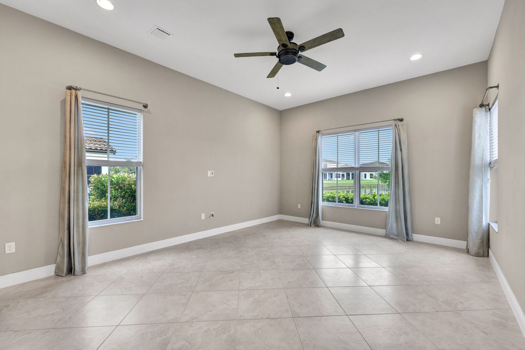 5165 Vizcaya St, Ave Maria, FL 34142