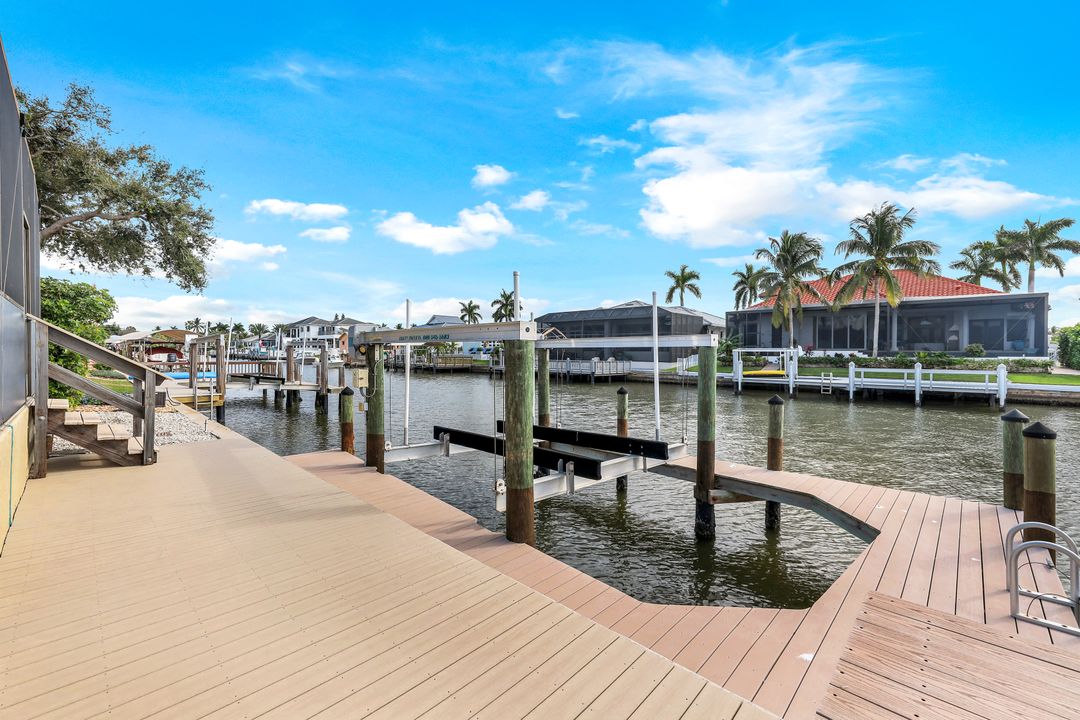 332 Flamingo Ave, Naples, FL 34108