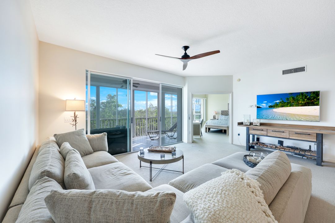 262 Barefoot Beach Blvd #204, Bonita Springs, FL 34134