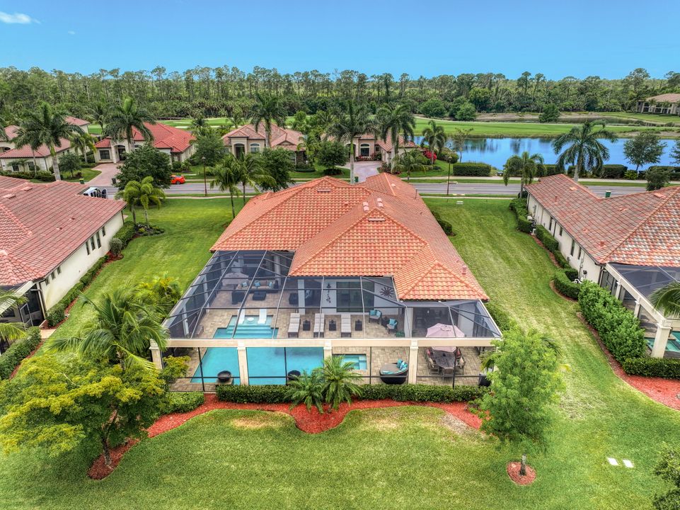 9872 Corso Bello Dr, Naples, FL 34113