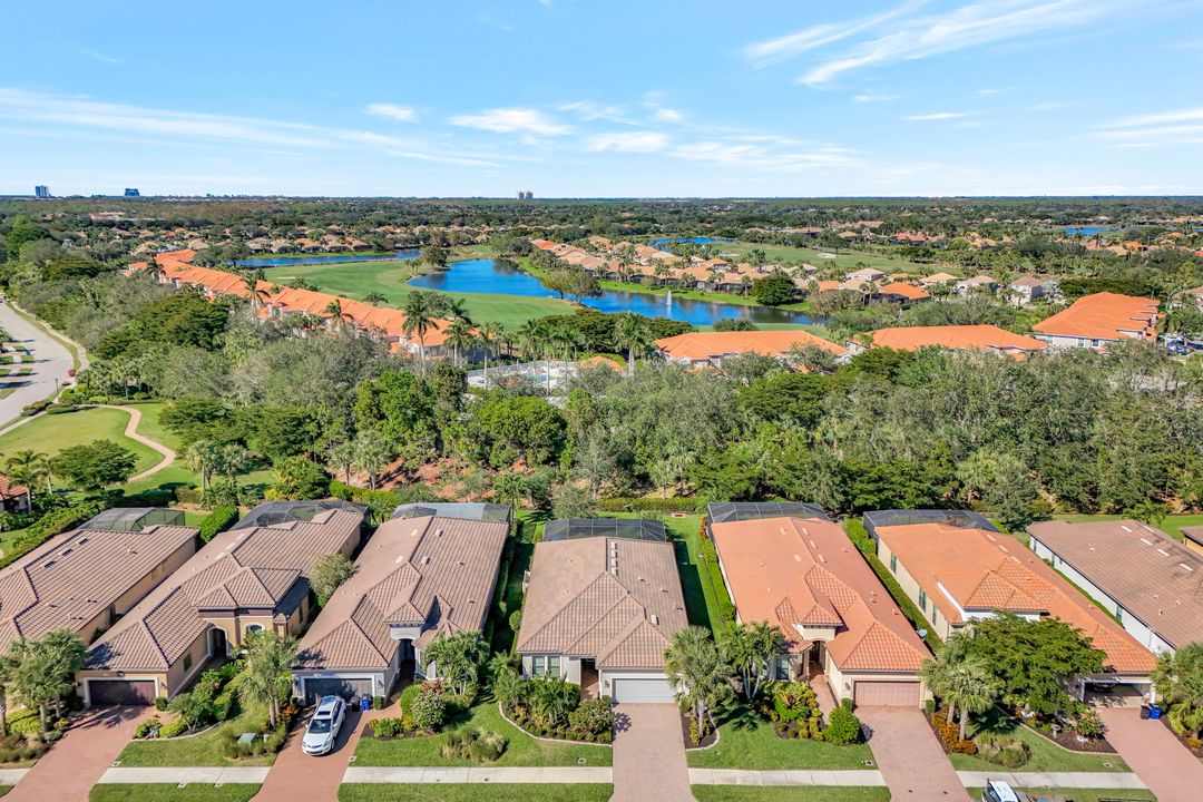 23778 Pebble Pointe Ln, Bonita Springs, FL 34135