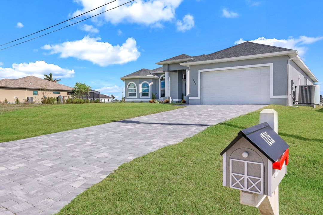 1225 NW 33rd Ave, Cape Coral, FL 33993