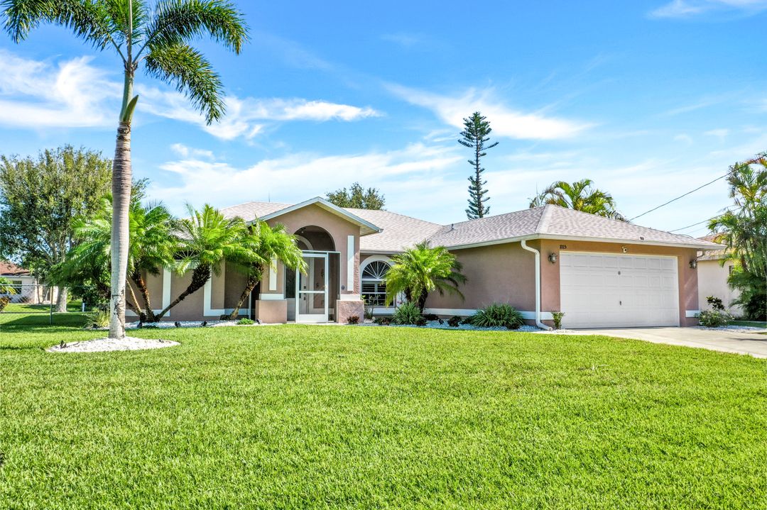 1015 SE 6th St, Cape Coral, FL 33990