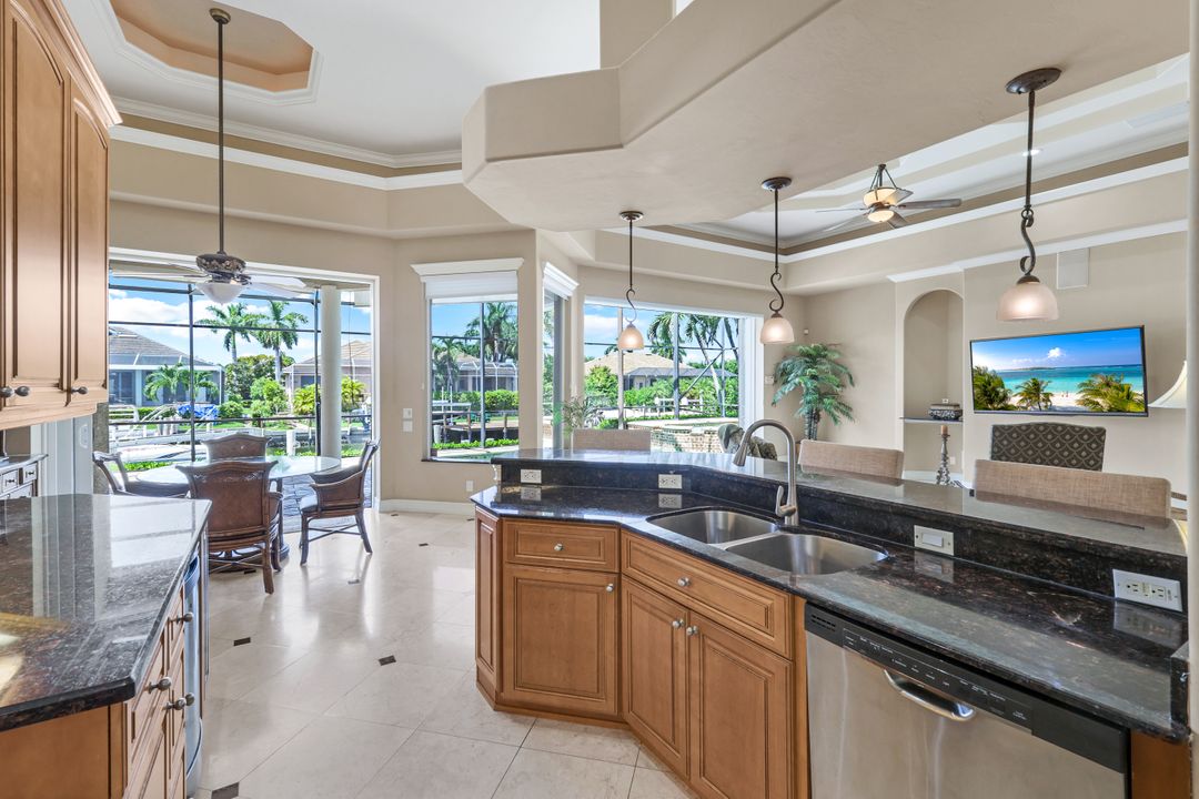 683 Solana Ct, Marco Island, FL 34145