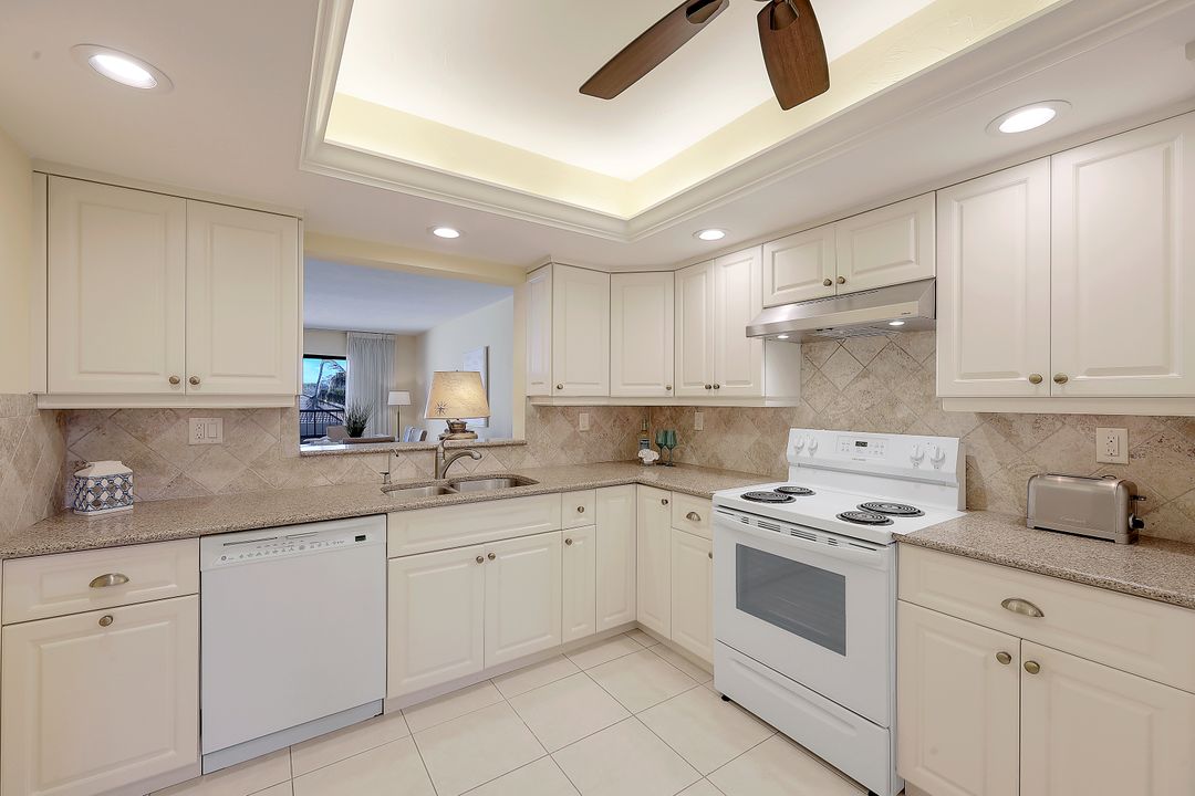 6300 Pelican Bay Blvd #A-106, Naples, FL 34108