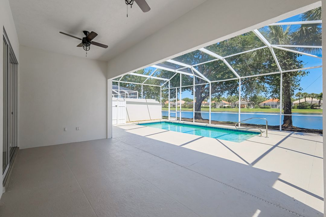 3755 Whidbey Way, Naples, FL 34119