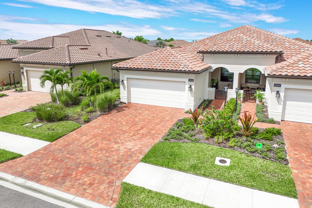 17448 Corsini Dr, Fort Myers, FL 33913