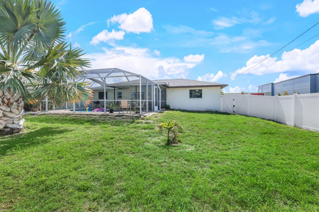 2620 SW 8th Pl, Cape Coral, FL 33914