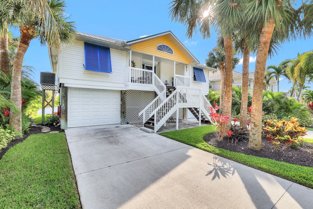 27781 Luke St, Bonita Springs, FL 34134