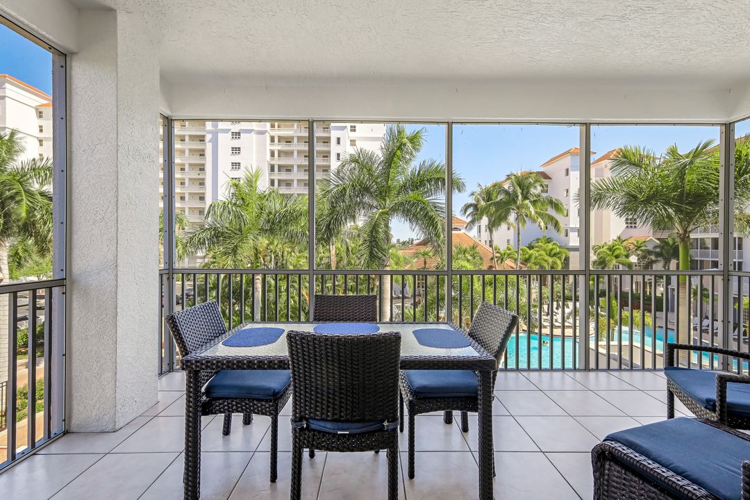 470 Launch Cir #301, Naples, FL 34108