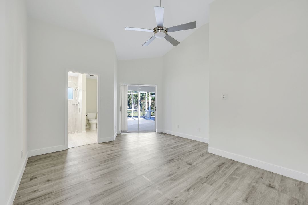 6643 Craven Hill Way, Naples, FL 34104