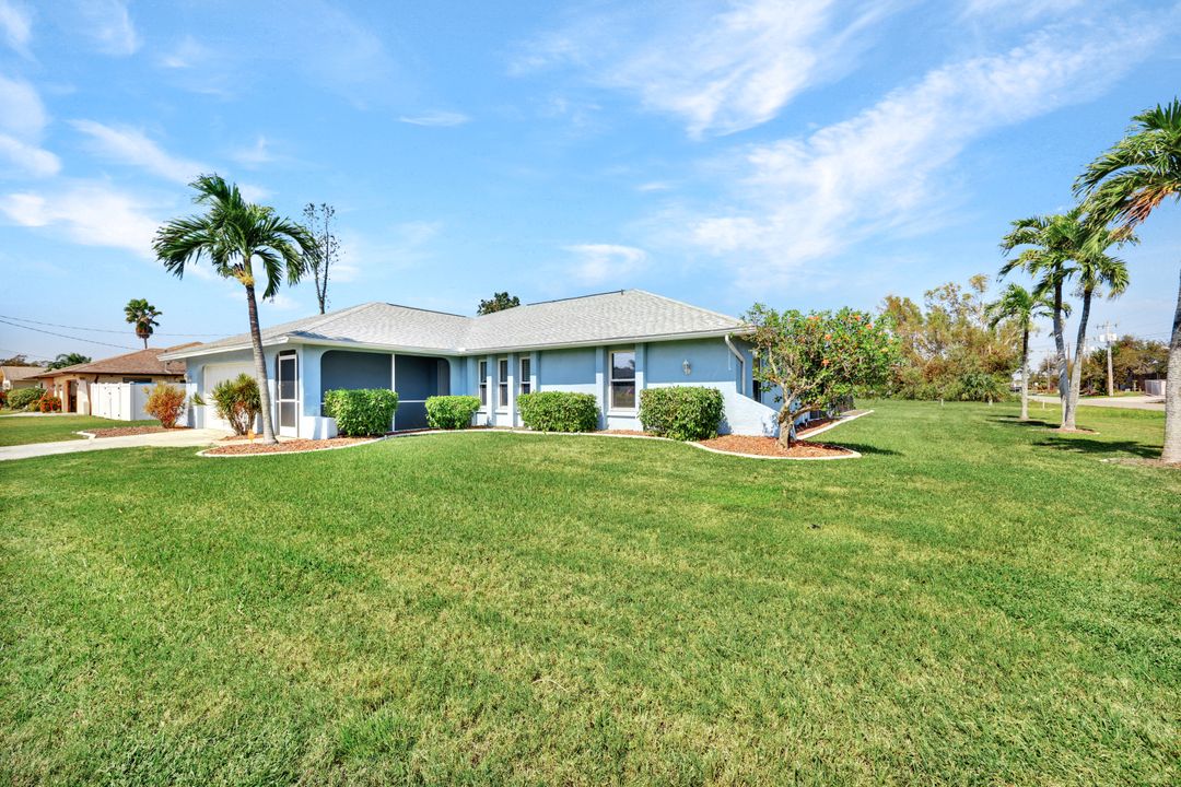 1453 SE 15th Terrace, Cape Coral, FL 33990