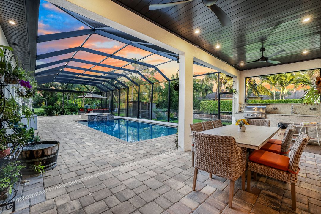 6331 Green Blvd, Naples, FL 34116