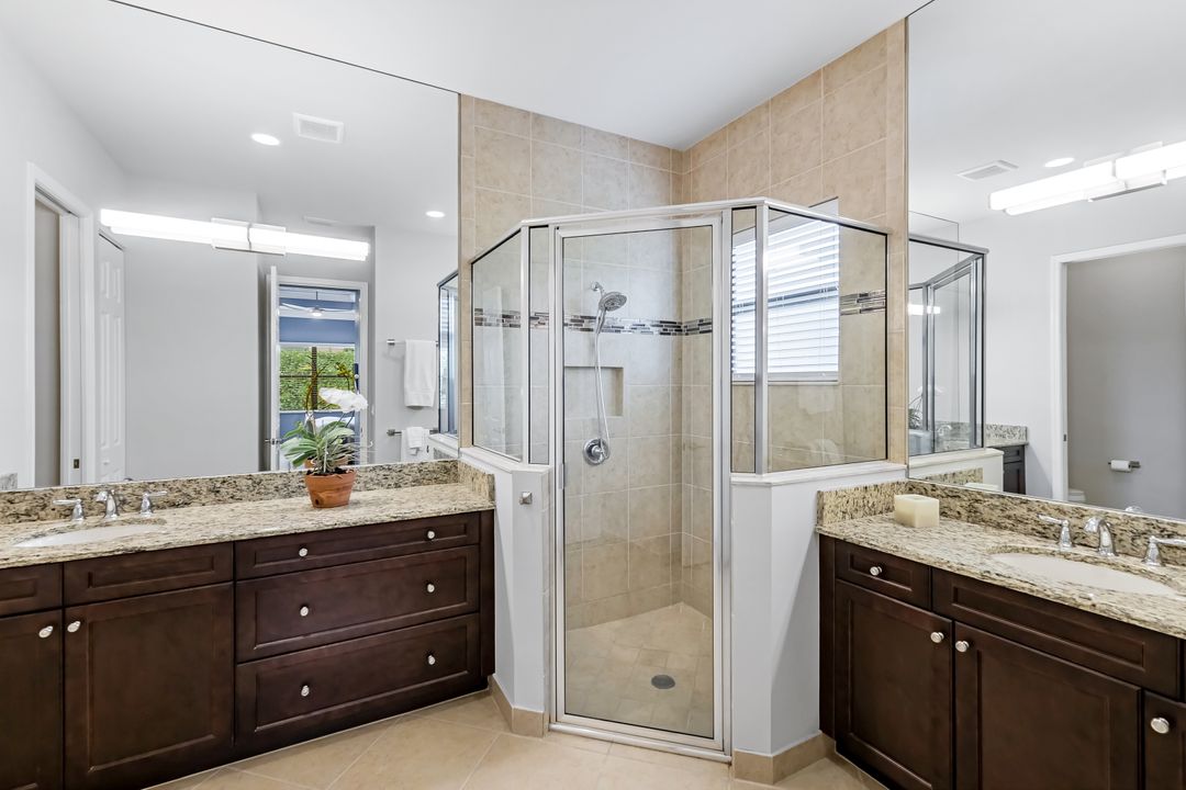 4126 Zelkova Ct, Naples, FL 34119