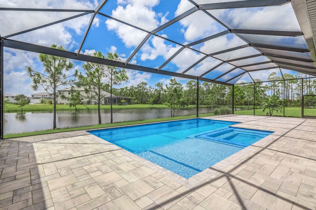 14111 Arivaca Ct, Fort Myers, FL 33913