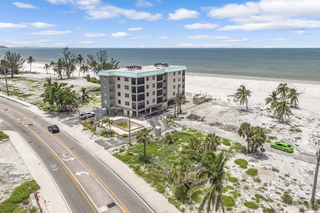 2912 Estero Blvd, Fort Myers Beach, FL 33931