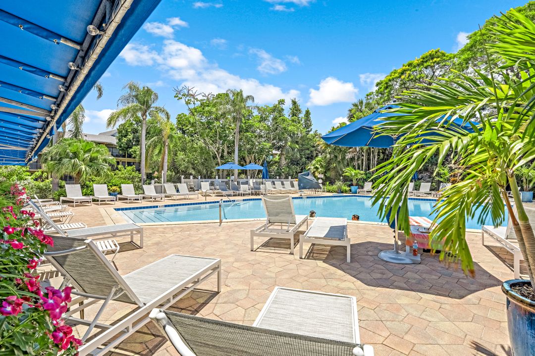 600 Neapolitan Way #142, Naples, FL 34103