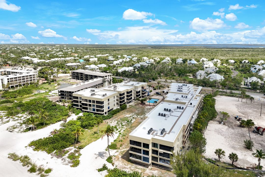 2721 W Gulf Dr #215, Sanibel, FL 33957