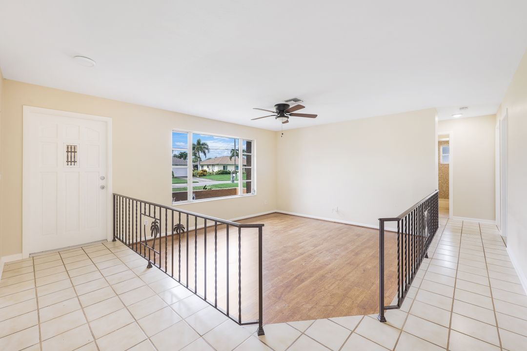 1111 SE 3rd St, Cape Coral, FL 33990