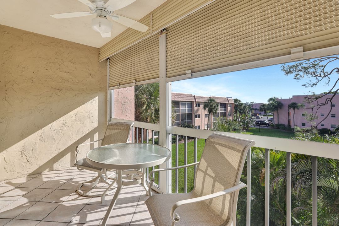 150 Turtle Lake Ct #309, Naples, FL 34105