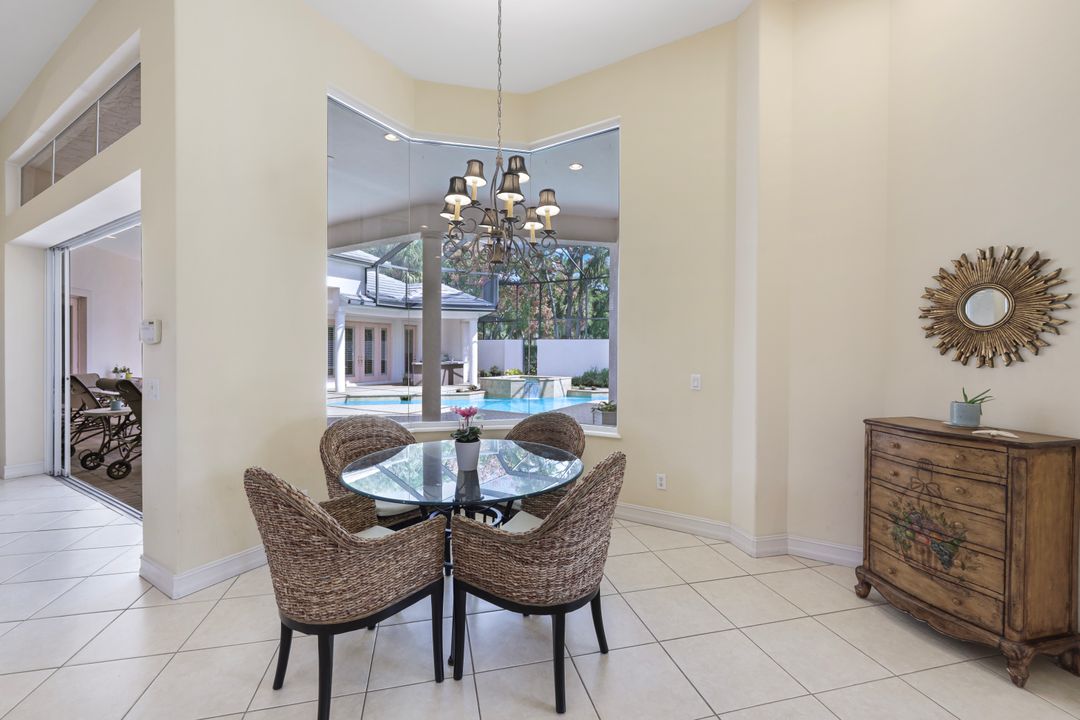 25041 Ridge Oak Dr, Bonita Springs, FL 34134