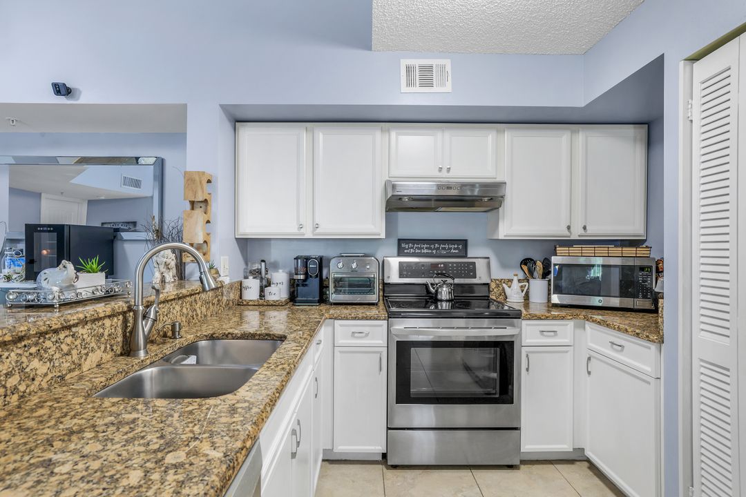 1230 Wildwood Lakes Blvd  #208, Naples, FL 34104